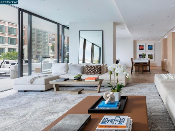 1 Steuart Ln 1103, San Francisco CA 94105