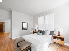 1923 West St, Oakland CA 94612