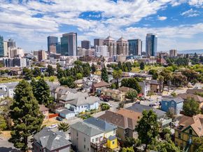 1923 West St, Oakland CA 94612