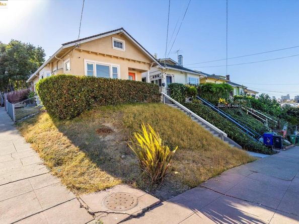1641 E 20th Street, Oakland CA 94606