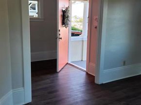 1641 E 20th Street, Oakland CA 94606