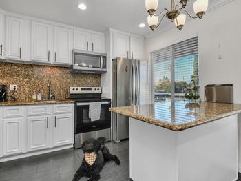 4888 Clayton Rd