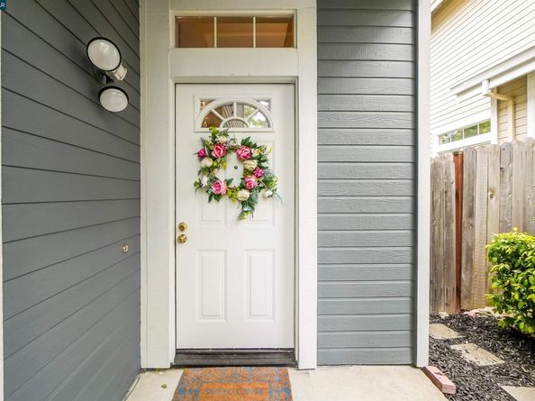 266 Scotts Vly, Hercules CA 94547