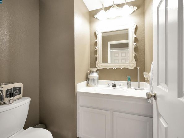 266 Scotts Vly, Hercules CA 94547