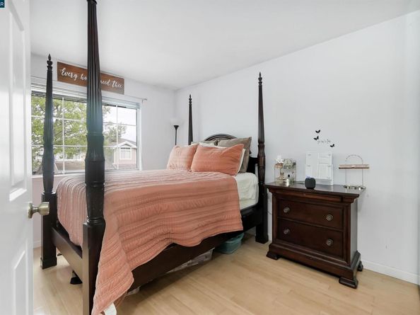 266 Scotts Vly, Hercules CA 94547