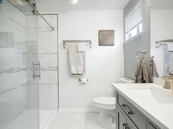 266 Scotts Vly, Hercules CA 94547