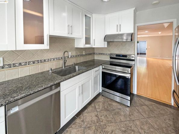 883 Calle De Verde, San Jose CA 95136