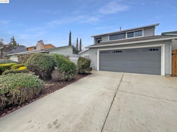 883 Calle De Verde