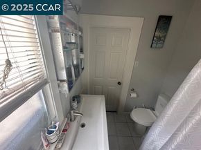 2517 Clinton Ave, Richmond CA 94804