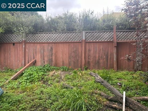 2517 Clinton Ave, Richmond CA 94804