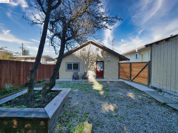 3036 23rd Avenue, Oakland CA 94602