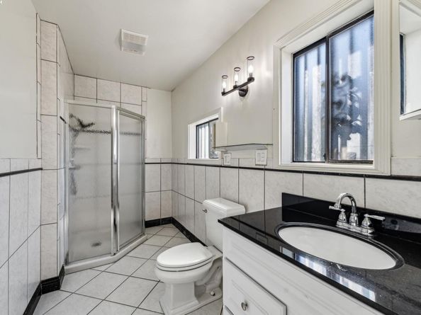 2326 10th St, Berkeley CA 94710