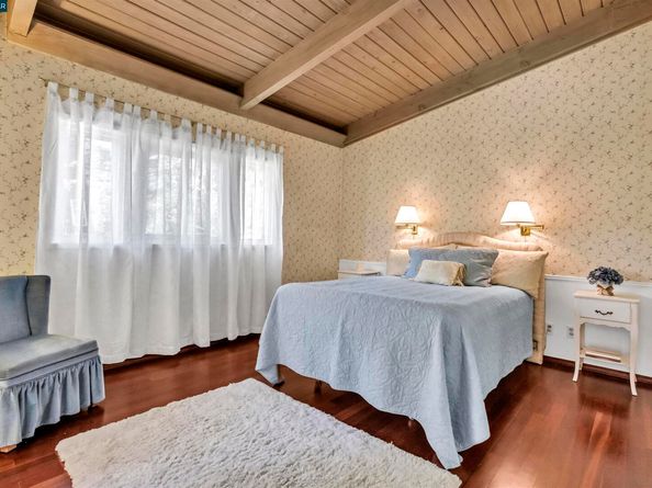 18 Van Tassel Ln, Orinda CA 94563