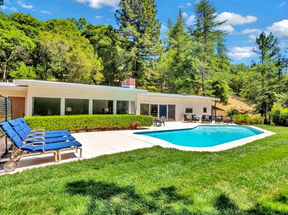 18 Van Tassel Ln, Orinda CA 94563