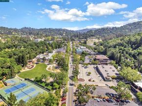 18 Van Tassel Ln, Orinda CA 94563