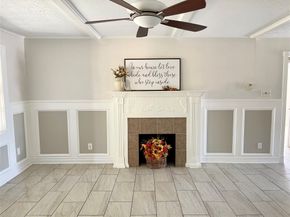 927 Greatwood Drive, Houston TX 77013