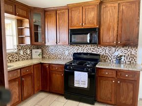 927 Greatwood Drive, Houston TX 77013