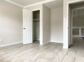 927 Greatwood Drive, Houston TX 77013