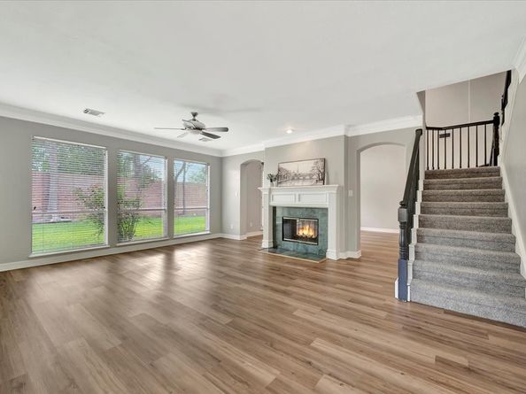 3207 Scenic Elm Street, Houston TX 77059