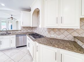 5302 Briarwick Meadow Lane, Sugar Land TX 77479