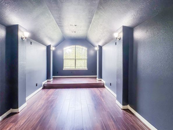 5302 Briarwick Meadow Lane, Sugar Land TX 77479