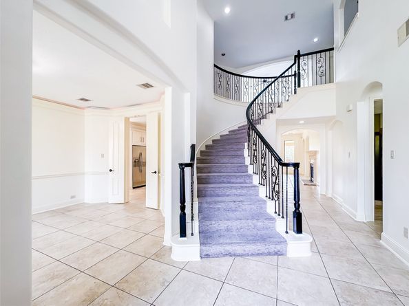 5302 Briarwick Meadow Lane, Sugar Land TX 77479