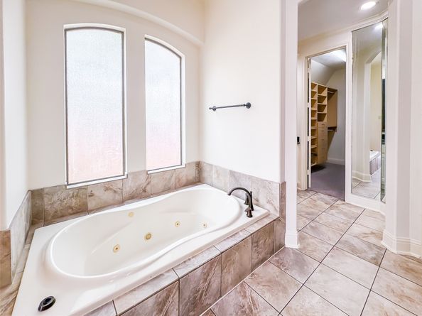 5302 Briarwick Meadow Lane, Sugar Land TX 77479