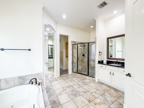 5302 Briarwick Meadow Lane, Sugar Land TX 77479