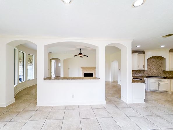 5302 Briarwick Meadow Lane, Sugar Land TX 77479