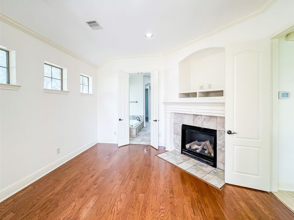 5302 Briarwick Meadow Lane, Sugar Land TX 77479