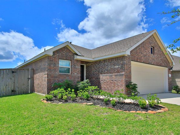 19326 Via Vinovo Court, New Caney TX 77357