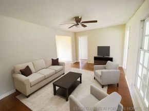 6705 Linden Street, Houston TX 77087