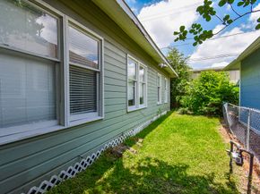 117 E 25th Street, Houston TX 77008