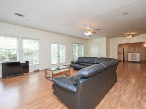 117 E 25th Street, Houston TX 77008