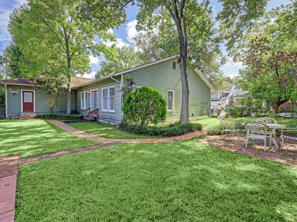 117 E 25th Street, Houston TX 77008