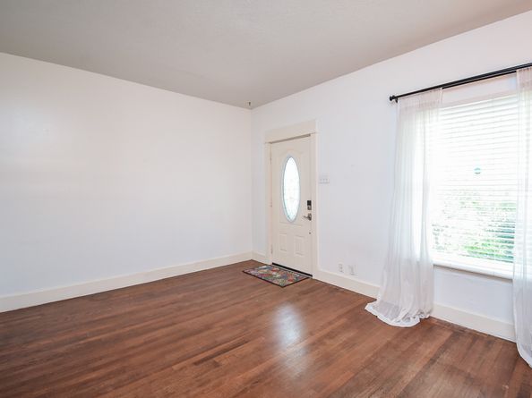 117 E 25th Street, Houston TX 77008