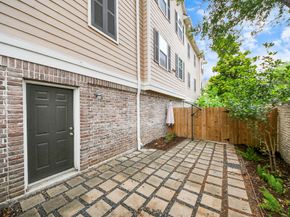 3001 Murworth Drive 103, Houston TX 77025