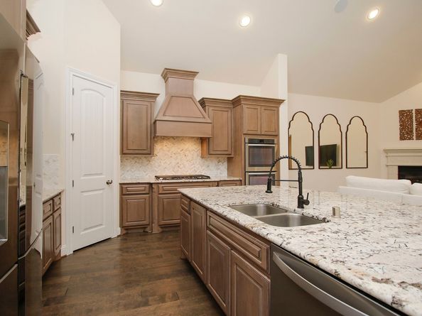 8823 Leaning Hollow Lane, Spring TX 77379