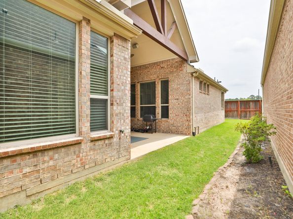 8823 Leaning Hollow Lane, Spring TX 77379