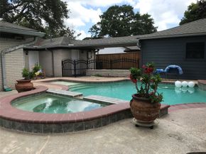 127 Parliament Drive, Houston TX 77034
