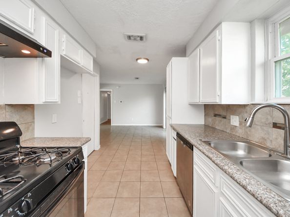 12610 Chiswick Road, Houston TX 77047