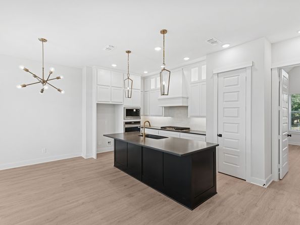16046 Mason Run Drive, Houston TX 77079