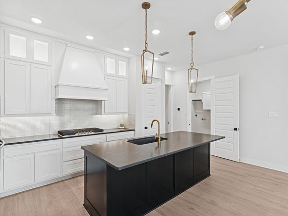 16046 Mason Run Drive, Houston TX 77079