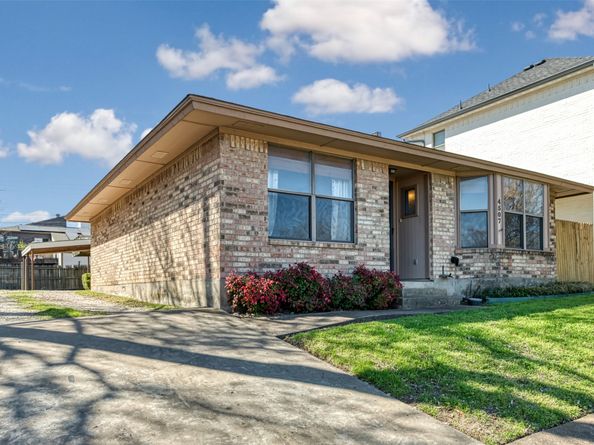 4507 El Campo Avenue, Fort Worth TX 76107