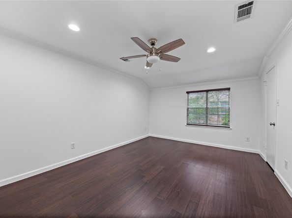 5801 Doliver Drive 66, Houston TX 77057