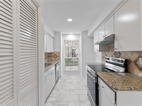 5801 Doliver Drive 66, Houston TX 77057