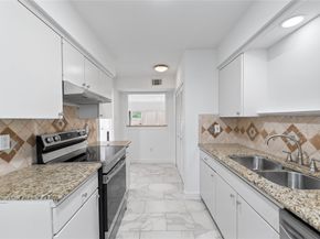 5801 Doliver Drive 66, Houston TX 77057