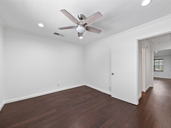 5801 Doliver Drive 66, Houston TX 77057