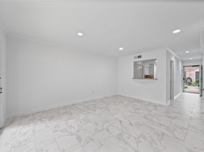 5801 Doliver Drive 66, Houston TX 77057