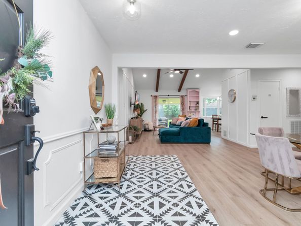 2718 Lazy Spring Drive, Houston TX 77080